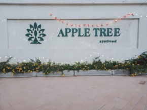 Apple703